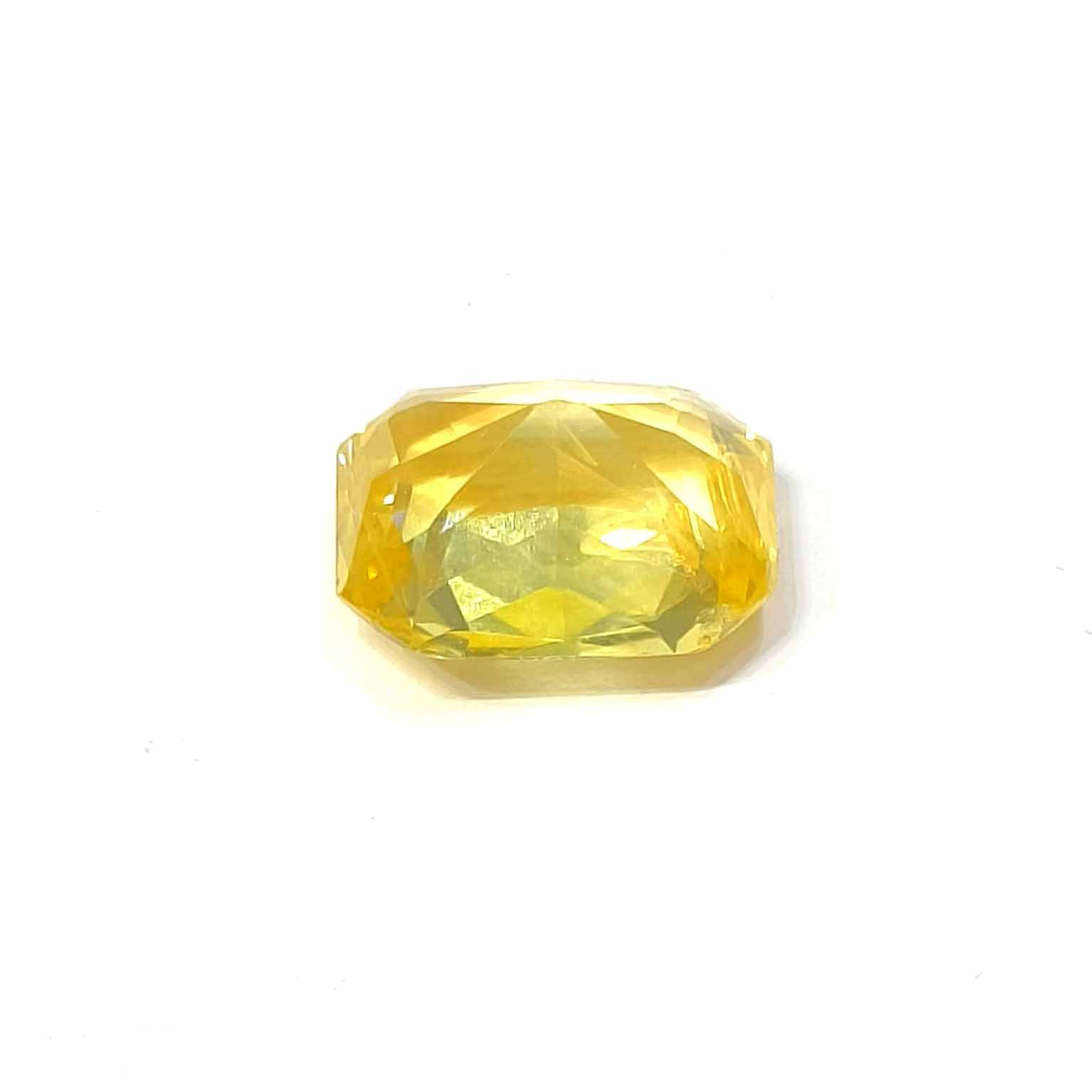 Yellow natural sapphire